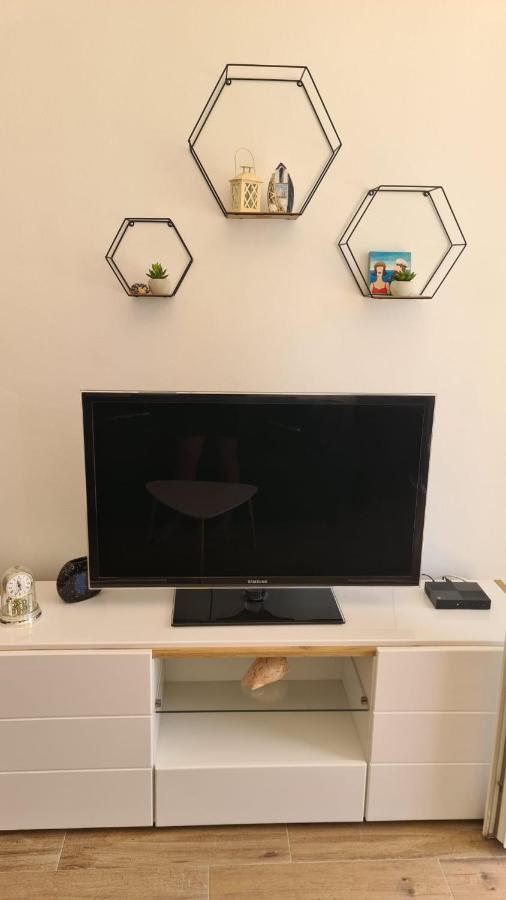 Studio Apartman Kiara Bol Kültér fotó